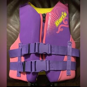 Barts Girls Youth Size 50-90 Pounds Life Jacket Vest - Worn Once Like New